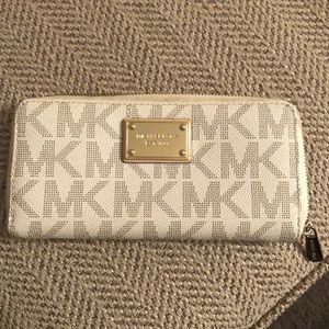 Authentic MK Wallet